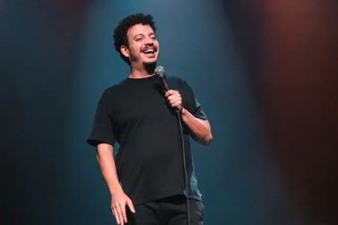 Humorista Rodrigo Marques se apresenta neste domingo no Teatro Salesiano, em Resende
