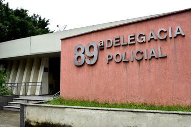 Pol&iacute;cia prende homem suspeito de roubo de celular em hotel