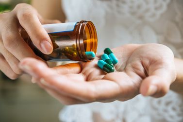 Uso irracional de medicamentos ainda preocupa e pode levar a riscos graves &agrave; sa&uacute;de