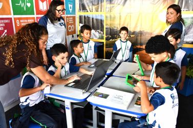 Secretarias de Educa&ccedil;&atilde;o e Cultura de Resende marcam presen&ccedil;a na FLIR 2026