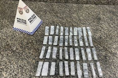 Pol&iacute;cia militar apreende 40 tabletes de maconha em Itatiaia