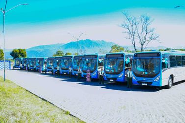 Doze novos &ocirc;nibus com ar-condicionado come&ccedil;am a circular nesta quinta-feira, em Resende