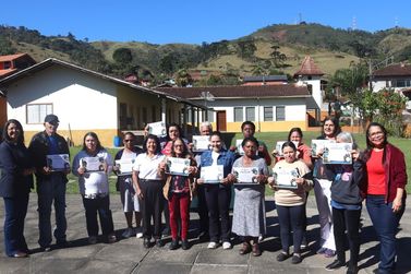 Resende celebra ciclo de alfabetiza&ccedil;&atilde;o de 22 alunos pelo Programa Brasil Alfabetizado