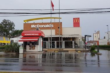 Rede de fast food está com 55 vagas de emprego abertas em Piracicaba