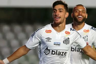Santos vence Paysandu em estreia na Serie B