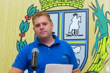 Max Prestes busca urg&ecirc;ncia na regulariza&ccedil;&atilde;o fundi&aacute;ria em bairros irregulares