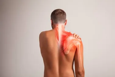 Dor no pesco&ccedil;o que irradia para o ombro: causas e como a osteopatia pode ajudar.