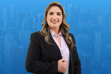 Vanessa Botam anuncia pr&eacute;-candidatura a deputada federal