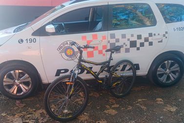 Pol&iacute;cia Militar prende suspeito por furto de bicicleta no Centro de Rio das Pedras