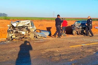 Acidente na Rodovia Val&eacute;rio Pedro da Silveira Martins deixa feridos graves