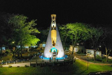 Com monumento de 26 metros, Itaipulândia espera 50 mil fiéis no Dia da Padroeira