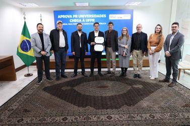 Aprova Paran&aacute; Universidades garante parte das vagas da UFPR para alunos da rede estadual