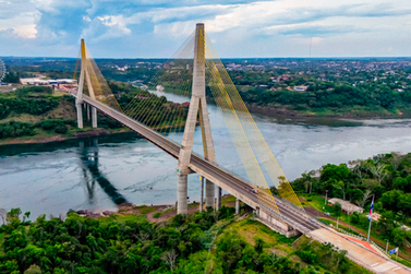 Impasse entre Brasil e Paraguai trava nova fase da Ponte da Integra&ccedil;&atilde;o