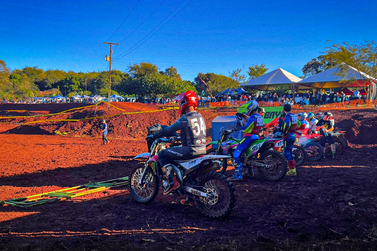 Motocross movimentou Pato Bragado com grandes disputas no fim de semana