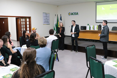 Acisa abre Semana do Associativismo com Rodada de Neg&oacute;cios