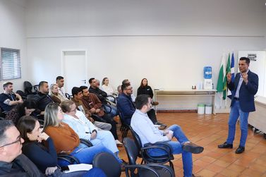 Usina de Projetos alinha crit&eacute;rios e inicia atendimento aos munic&iacute;pios lindeiros