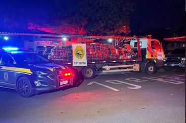 Barrac&atilde;o usado pelo tr&aacute;fico &eacute; descoberto com mais de 4 toneladas de maconha