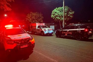 Homem de 64 anos &eacute; encontrado morto dentro de casa com ferimento de arma branca no pesco&ccedil;o
