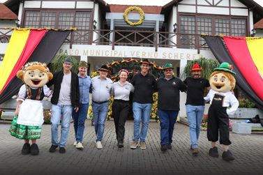 Pato Bragado j&aacute; vive o clima da 26&ordf; Oktoberfest