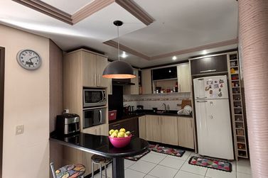 Sobrado &agrave; venda - 205m&sup2; - Cidade Alta 