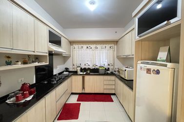 Casa &agrave; venda - 180m&sup2; - Centro