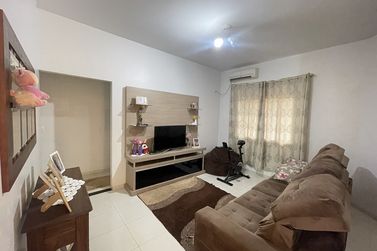 Casa &agrave; venda - 180m&sup2; - Centro