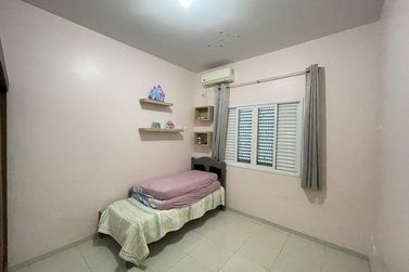 Casa &agrave; venda - 180m&sup2; - Centro