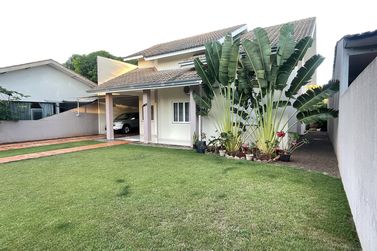 Casa &agrave; venda - 180m&sup2; - Centro