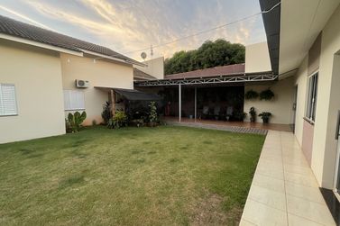 Casa &agrave; venda - 180m&sup2; - Centro