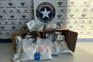Receita Federal ret&eacute;m 16 quilos de coca&iacute;na em empresa transportadora em Cascavel