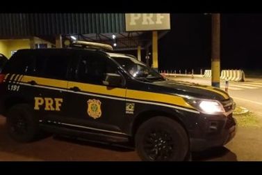Fim de semana movimentado: PRF apreende drogas, cigarros e recupera ve&iacute;culos