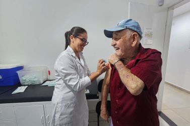 Vacinas contra gripe e Covid ajudam a prevenir infarto e AVC