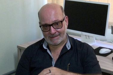 Professor da UFSCar lan&ccedil;a livro que debate o impacto e a precariza&ccedil;&atilde;o da &lsquo;Uberiza&ccedil;&atilde;o&rsquo; 