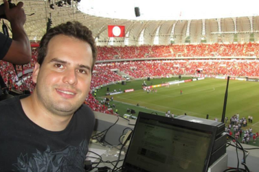Jornalista Leonardo Cantarelli apresenta livros de esporte no Shot Caf&eacute;