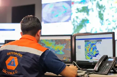 Defesa Civil alerta para mudan&ccedil;a no tempo e chegada de frente fria em SP