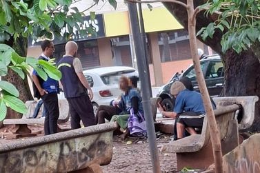 Equipe de abordagem social refor&ccedil;a atendimento a pessoas em situa&ccedil;&atilde;o de rua em Araraquara
