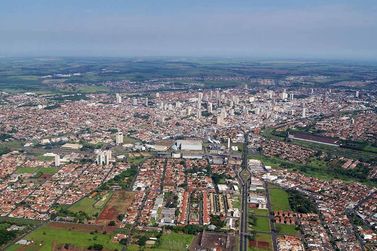 D&iacute;vida da Prefeitura cresce R$ 35,7 milh&otilde;es e chega a R$ 1,13 bilh&atilde;o em agosto