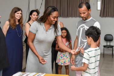 &ldquo;Vis&atilde;o para o Futuro&rdquo; entrega &oacute;culos a estudantes em Rio Claro