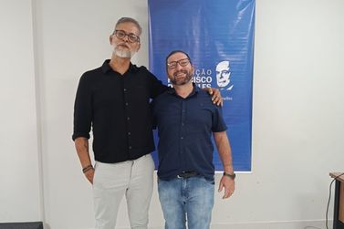 Jair Topicar participa de capacita&ccedil;&atilde;o e refor&ccedil;a compromisso com a qualifica&ccedil;&atilde;o cont&iacute;nua