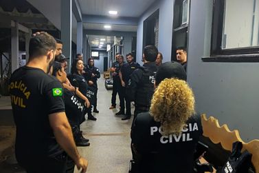 V&Iacute;DEO:Grupo suspeito de &ldquo;queima de arquivo&rdquo; &eacute; alvo de opera&ccedil;&atilde;o policial no Vale do Guapor&eacute;