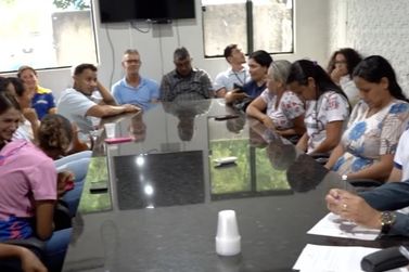 Jair Topcar recebe agentes de sa&uacute;de e refor&ccedil;a apoio &agrave; categoria de S&atilde;o Miguel