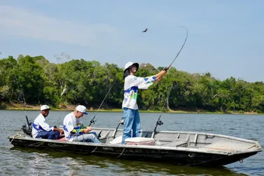Tecnologia e rigor ambiental ditam as normas no torneio de pesca esportiva de Seringueiras