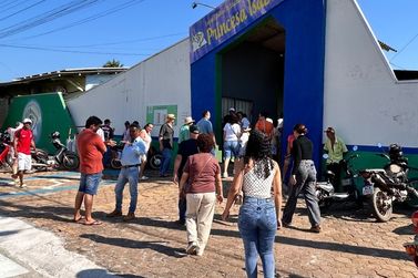 S&atilde;o Miguel do Guapor&eacute; registra manh&atilde; movimentada nos locais de vota&ccedil;&atilde;o neste domingo