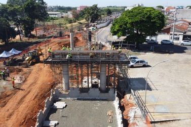 Fase final das obras do viaduto provocará alteração no trânsito do centro Sumaré