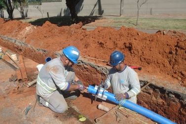 Obras nas redes de água no bairro Chácara Dante Marmirolli tem avanço de 16%