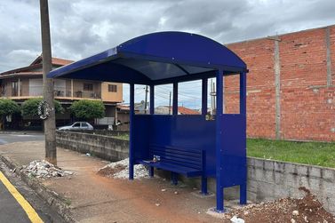 Nova Odessa instala 14 novos pontos de ônibus cobertos