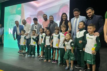 Sumaré Entrega Kits e Uniformes a 22 Mil Alunos da Rede Municipal