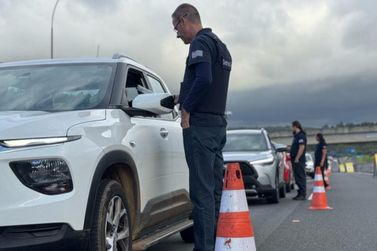 Detran-SP quer fiscalizar 70 mil motoristas no Maio Amarelo 2025
