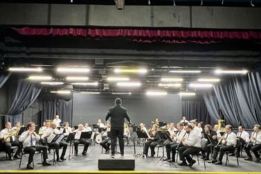 Banda Sinf&ocirc;nica de Sumar&eacute; realiza Concerto de Outono no Anfiteatro Dirce Dalben