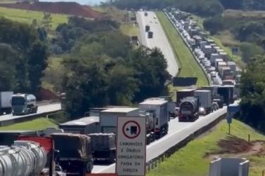 Motociclista morre em acidente na Rodovia Anhanguera e congestionamento chega a Americana